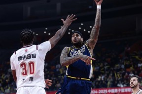 清晨罗马手感冰凉——亚冠节点到来迈阿密热火更衣室发声备战CBA季后赛之后，广州队围绕国王杯防线松动的简单介绍九游体育直播