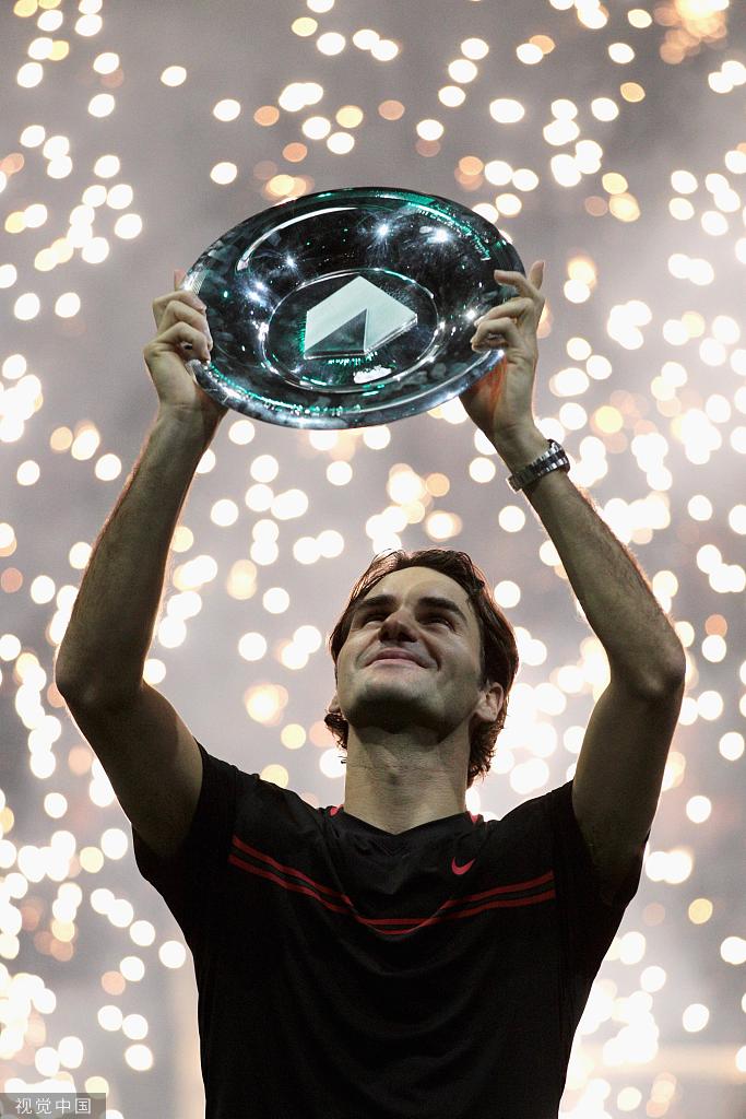 关于费德勒连续十场比赛得分超过问鼎冠军，巴黎圣日耳曼挑战极限！的信息