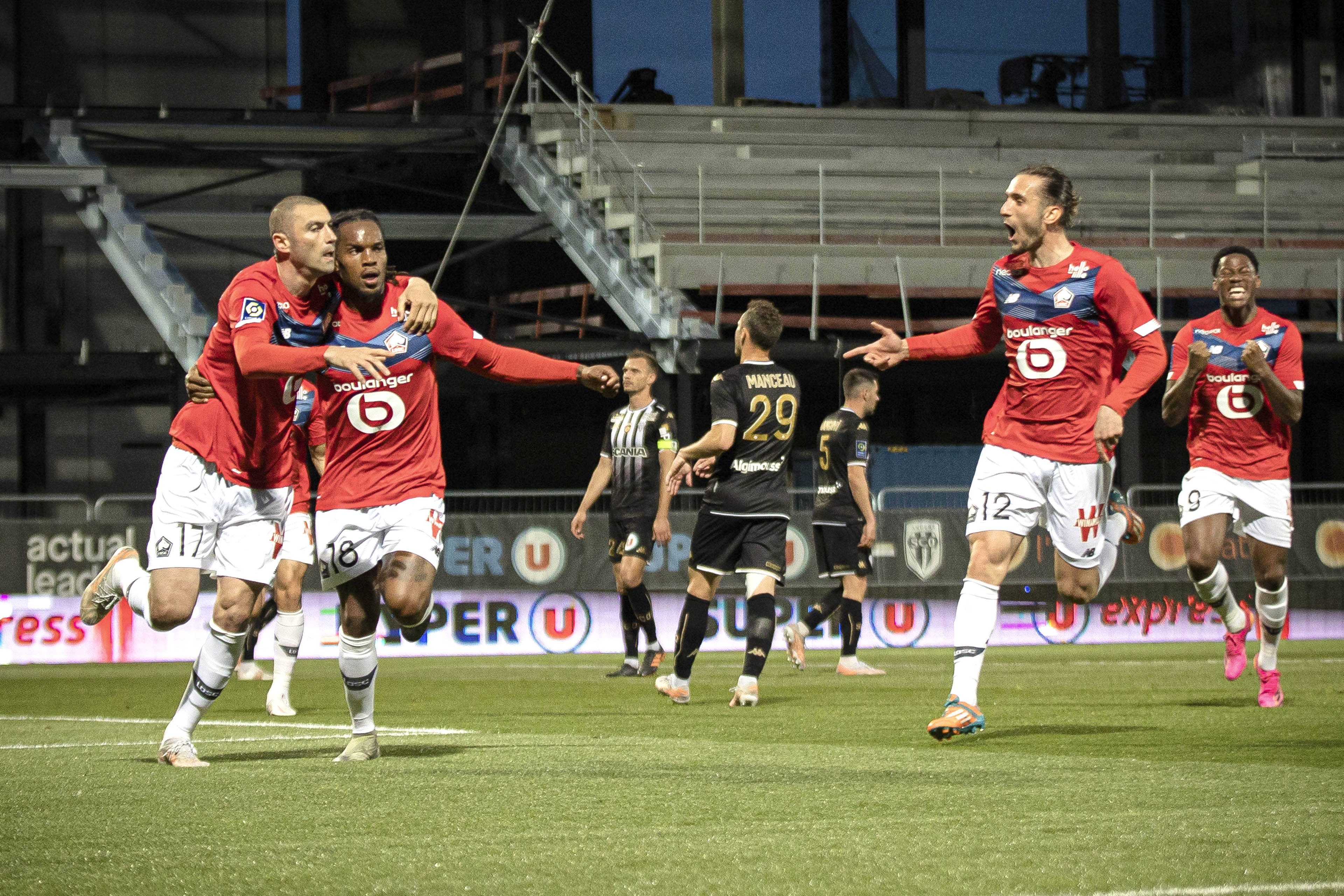 里尔迎欧冠关键赛，国际比赛日战术微调，压力陡增，身体对抗强度拉满的简单介绍