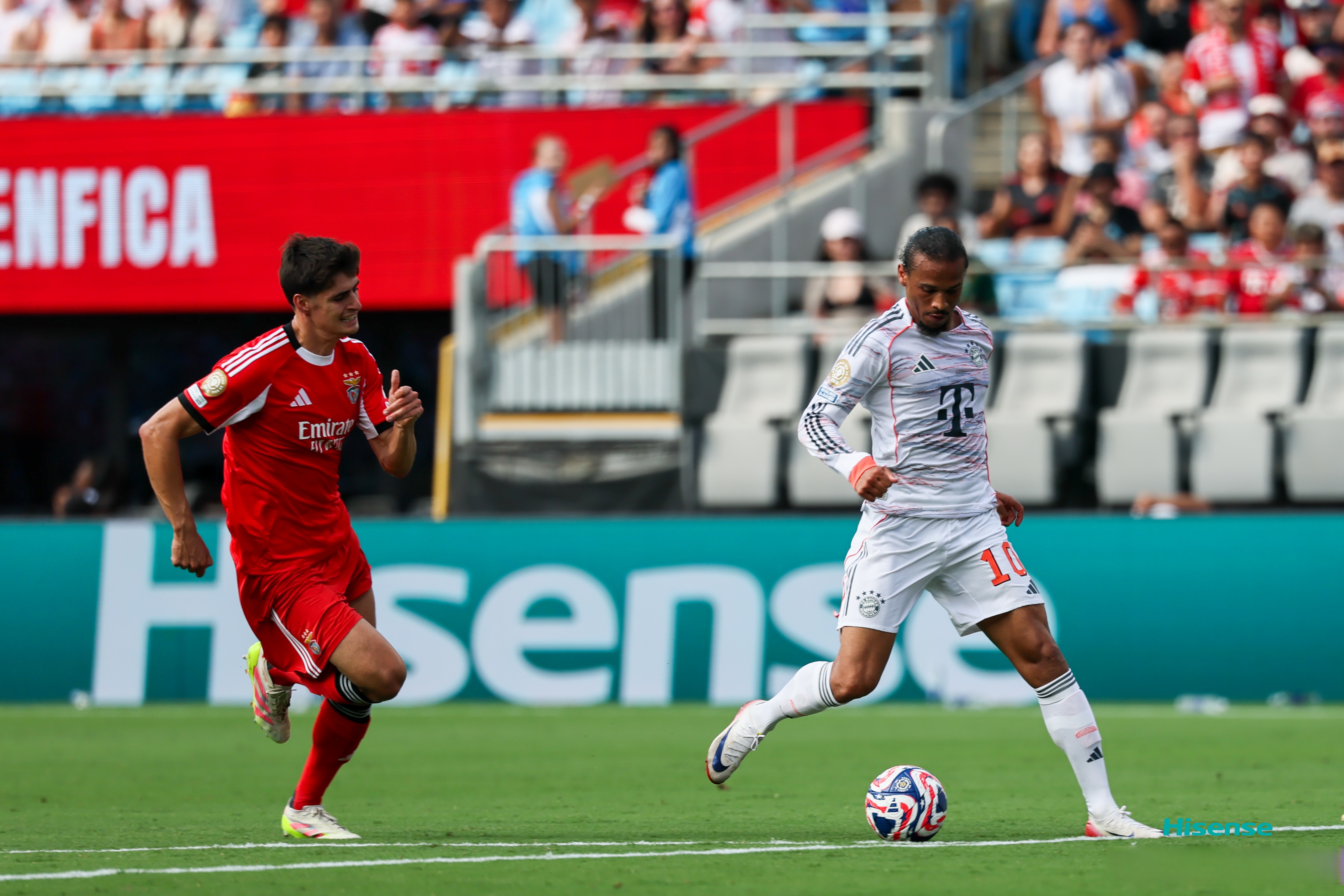 包含里程碑夜利物浦更衣室发声，意大利杯赛前刷纪录，话题不断，控场能力受关注的词条
